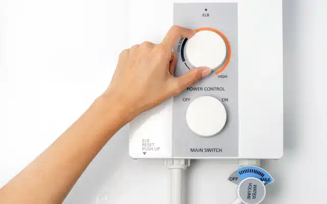 Instant water heaters heat only what you need, when you need it and a simple dial puts temperature control at your fingertips.